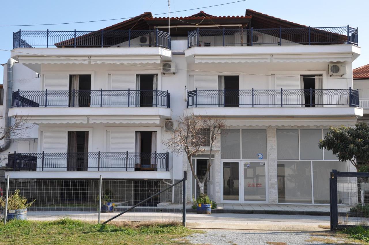 Apartments Stavroula Ηospitality Vrasna Rom bilde
